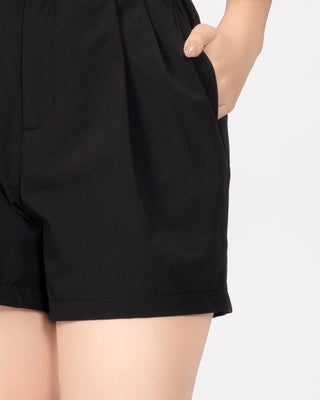 Quần Short Nữ Xếp Ly Co Giãn